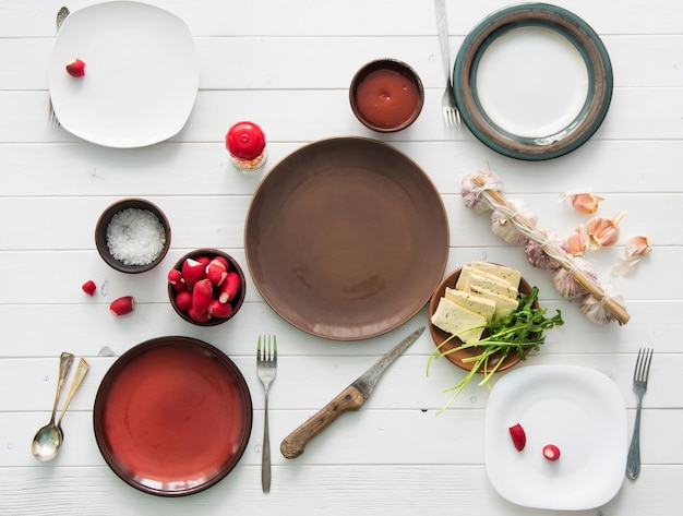 Zestaw talerzy z jedzeniem